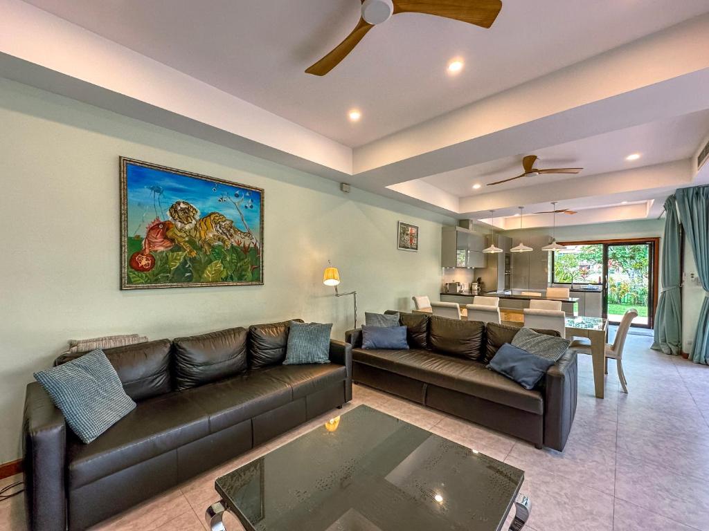 luxury villas phuket
